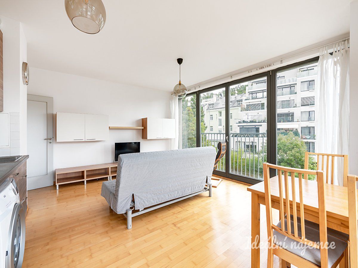 Pronájem bytu 3+kk 63 m² – fotografie 4