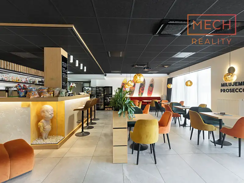 Prodej restaurace 203 m², Třebíč – náhled fotky 2