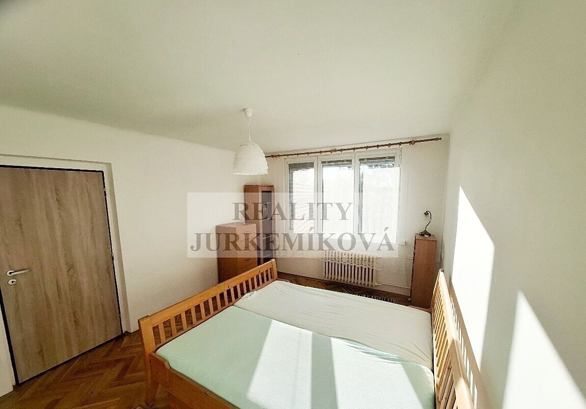 Pronájem bytu 2+1 52 m² – fotografie 3