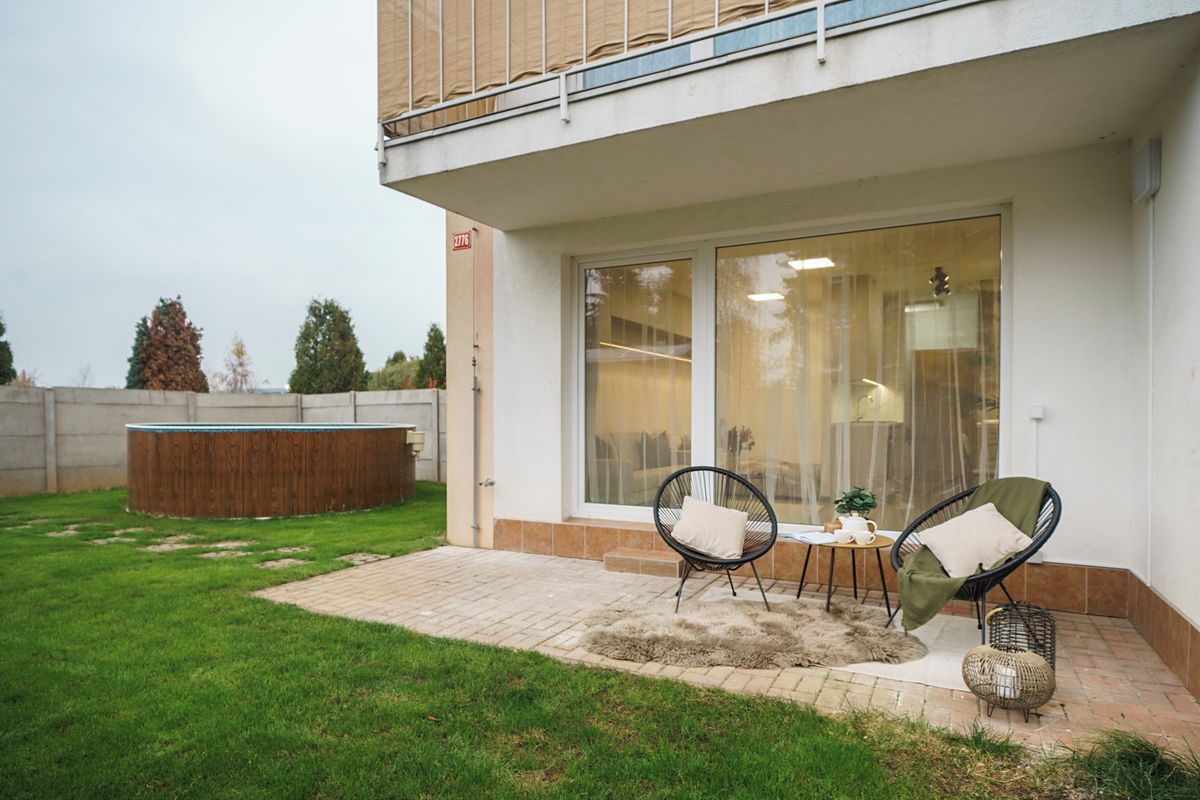 Pronájem bytu 1+kk 29 m², Rakovník – fotka 1 z 3