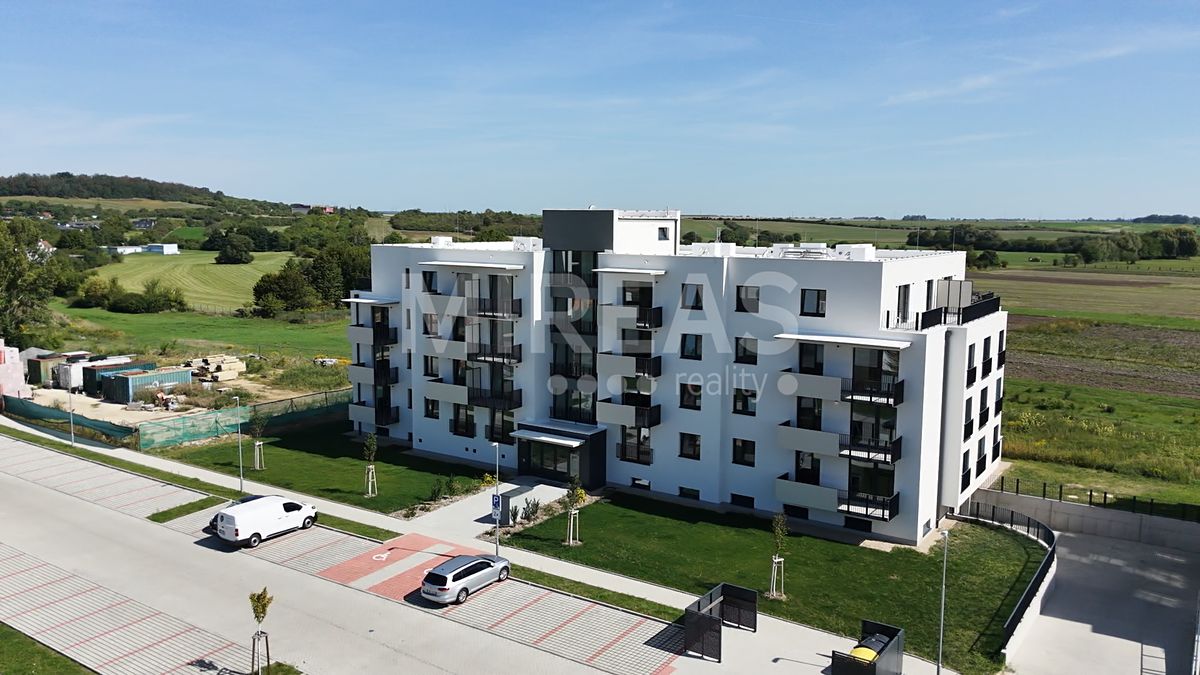 Pronájem bytu 2+kk 52 m²