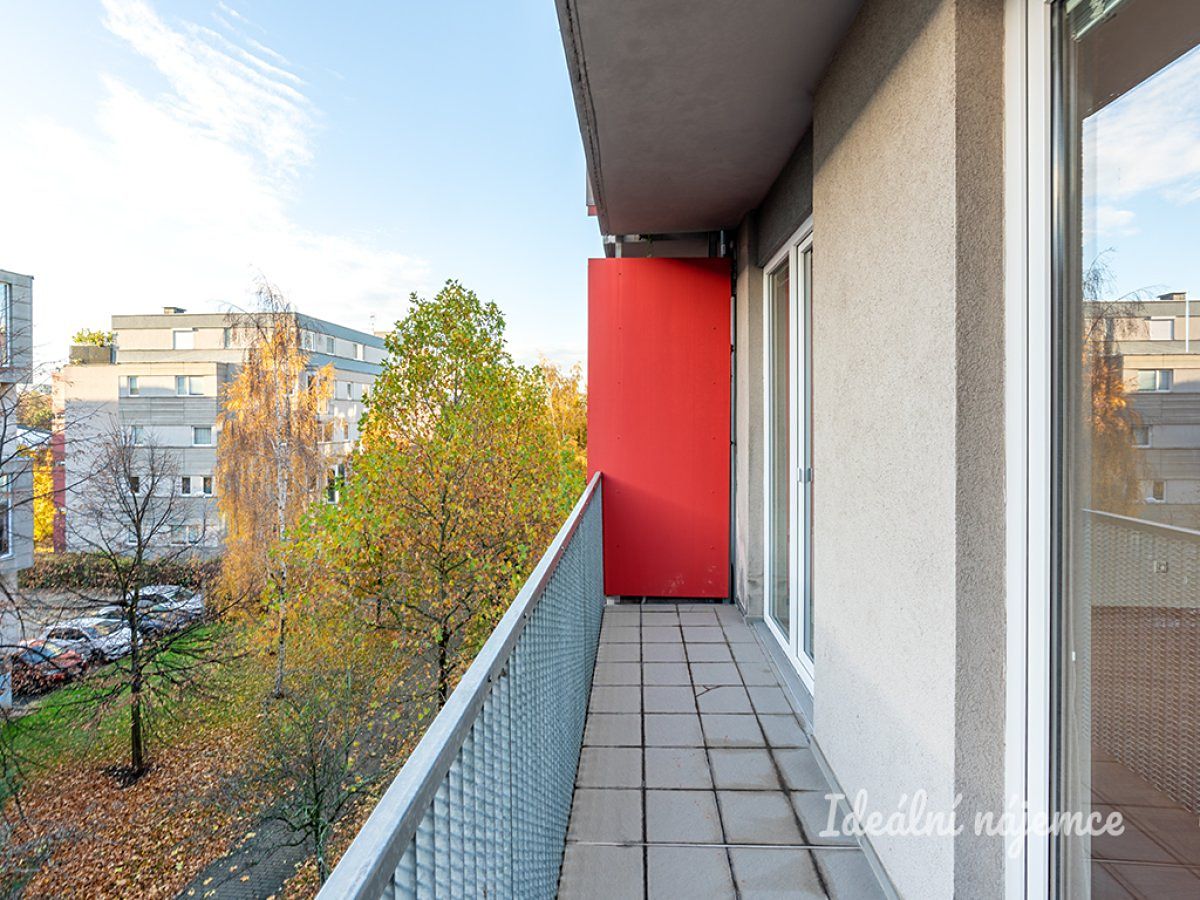 Pronájem bytu 1+kk 47 m² – fotografie 2
