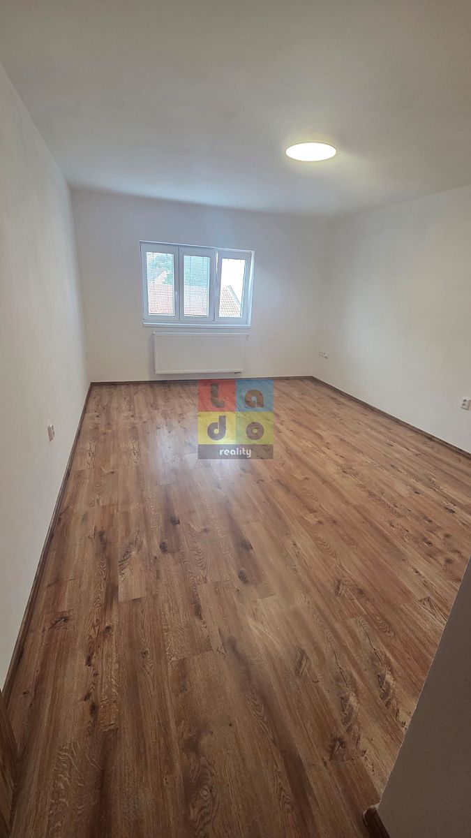 Pronájem bytu 3+kk 68 m² – fotografie 4
