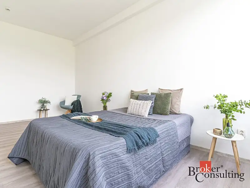 Pronájem bytu 3+kk 68 m², Mlékojedy – náhled fotky 2