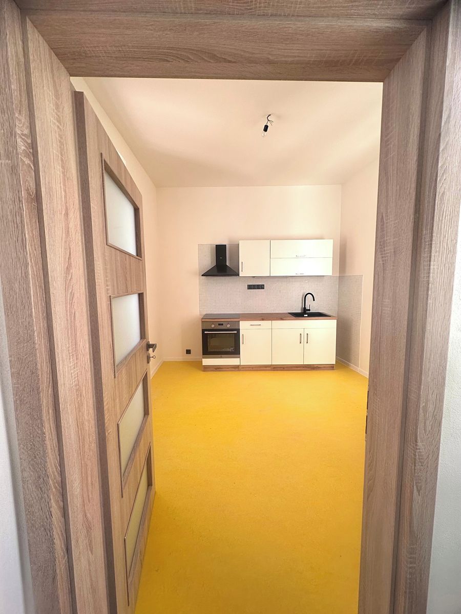 Pronájem bytu 3+1 72 m² – fotografie 5