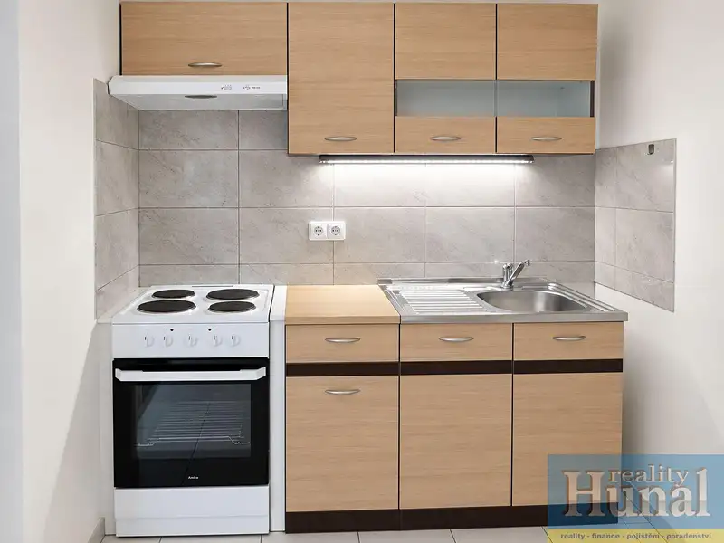 Pronájem bytu 1+kk, 30 m², Pelhřimov
