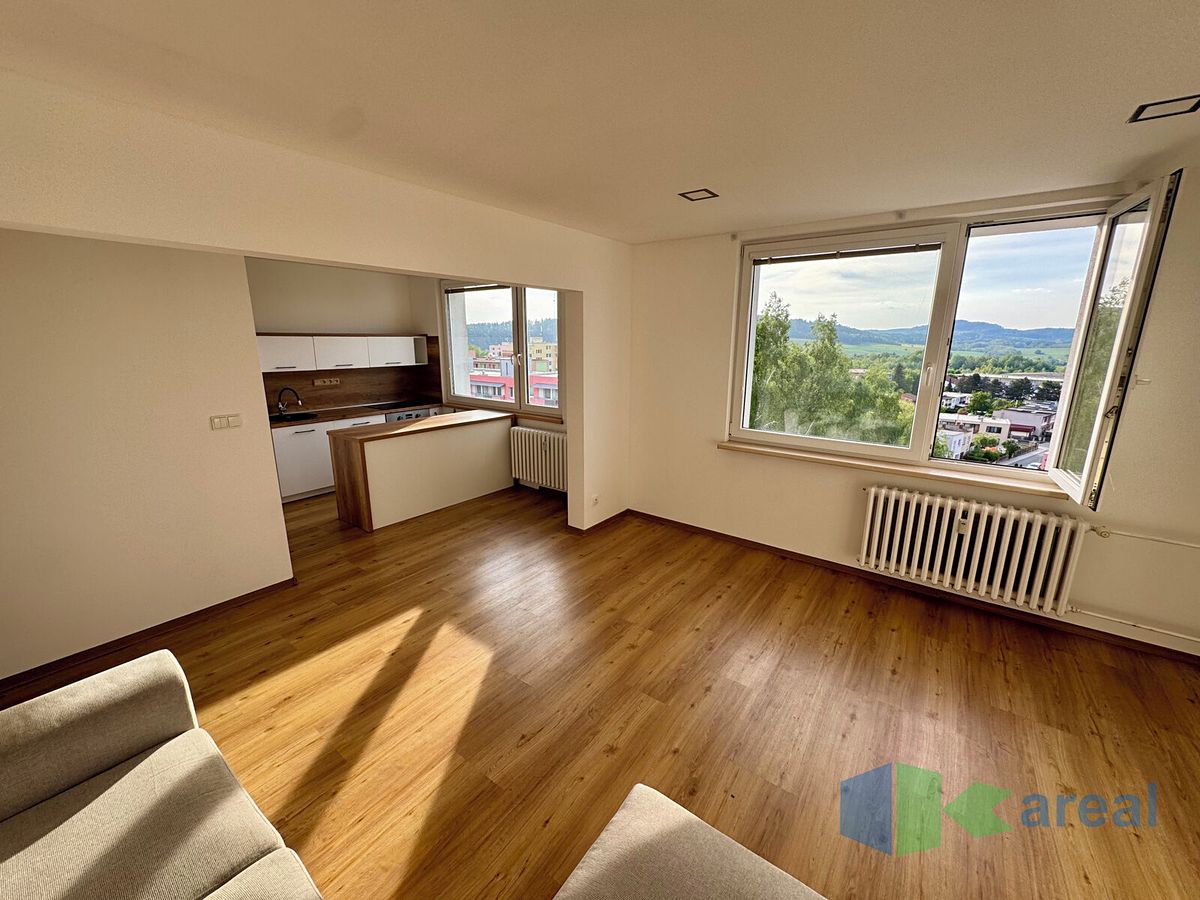 Pronájem bytu 3+kk 72 m² – fotografie 2