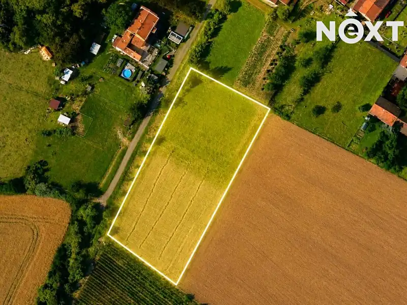 Prodej stavebního pozemku 4087 m², Milostín – náhled fotky 2