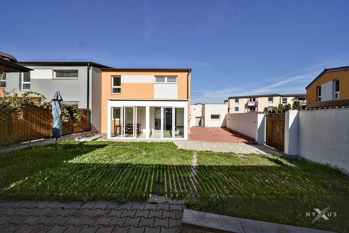 Pronájem rodinného domu 117 m², pozemek 306 m²