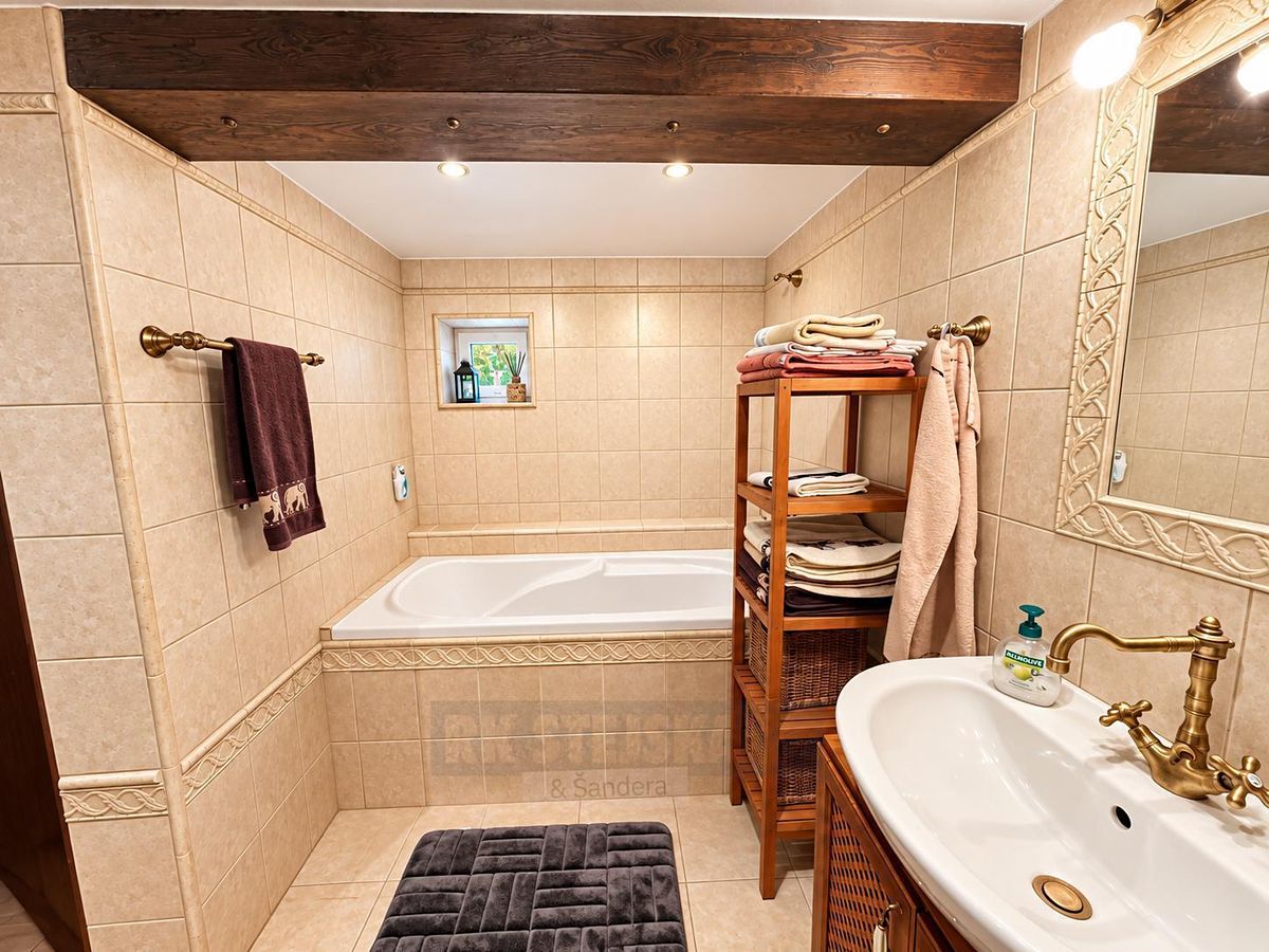 Pronájem rodinného domu 90 m², pozemek 5500 m² – fotografie 4