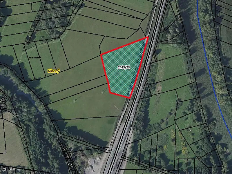 Prodej pole 10671 m², Káraný – náhled fotky 1