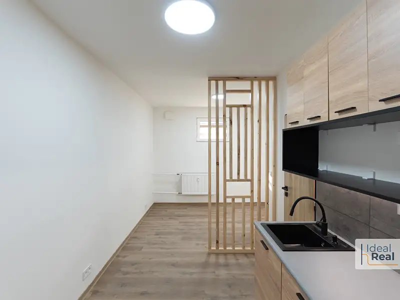 Pronájem bytu 1+kk 23 m², Uničov – náhled fotky 2