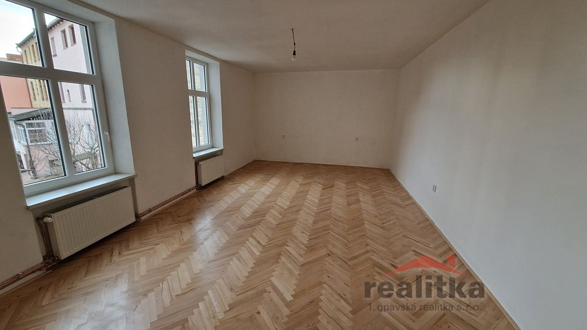 Pronájem bytu 3+1 106 m² – fotografie 4