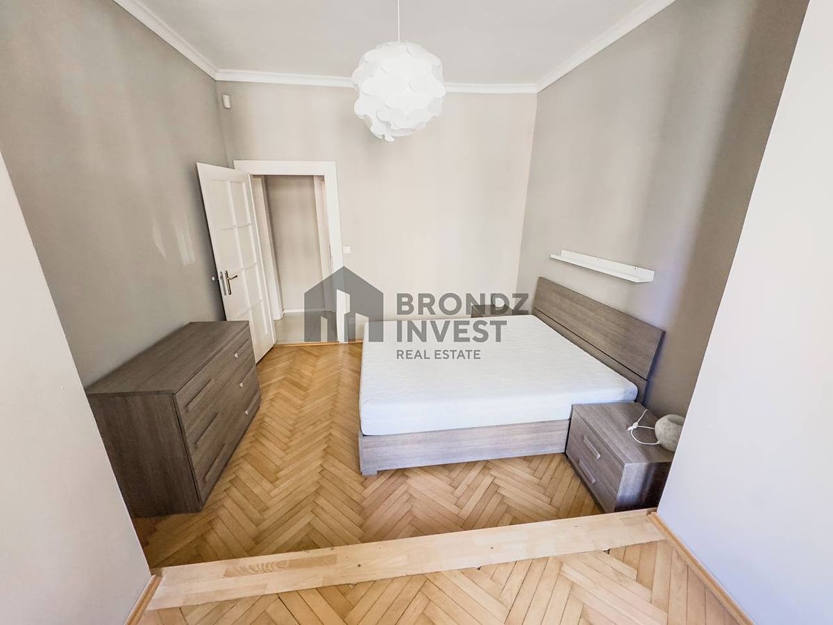 Pronájem bytu 2+kk 50 m² – fotografie 4