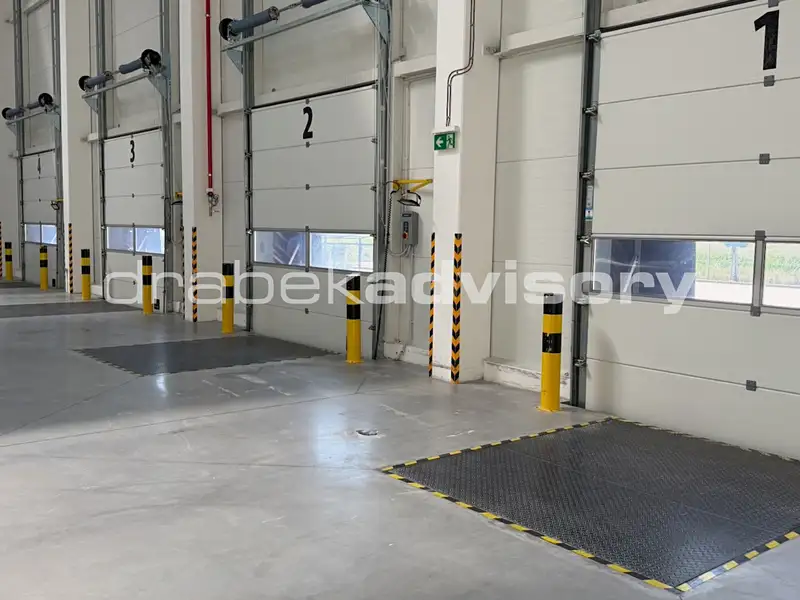Pronájem skladového prostoru 2527 m², Ostrava – náhled fotky 2