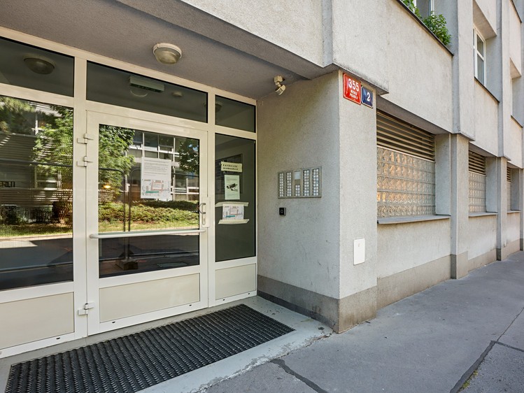 Prodej bytu 1+kk, 46 m² (23 z 27)