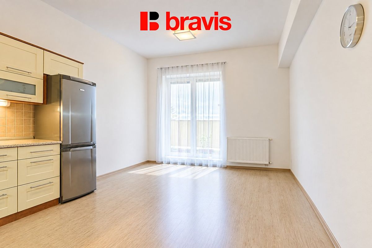 Pronájem bytu 3+kk 71 m² – fotografie 2