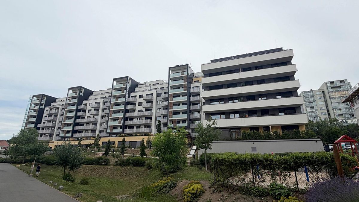 Pronájem bytu 2+kk 52 m²