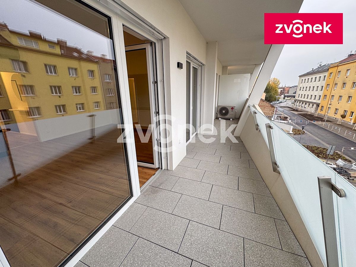 Pronájem bytu 2+kk 55 m² – fotografie 5