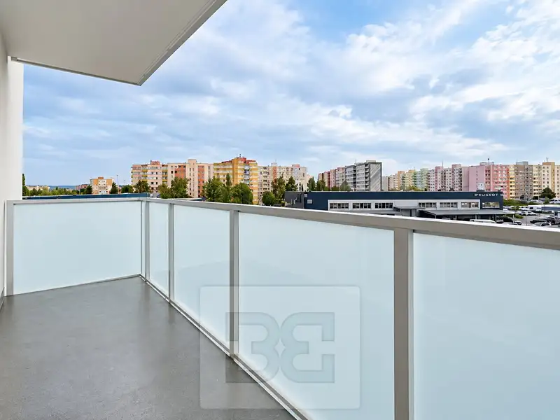 Pronájem bytu 2+kk 55 m², České Budějovice – náhled fotky 3