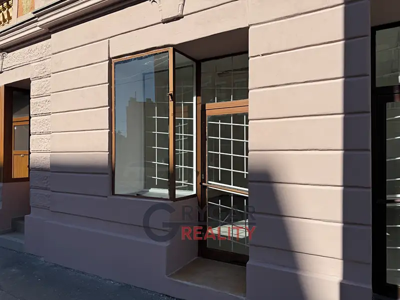 Prodej obchodního prostoru 43 m², Praha – náhled fotky 1
