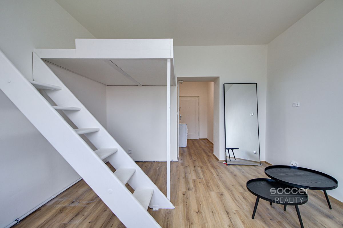 Pronájem bytu 1+kk 31 m²