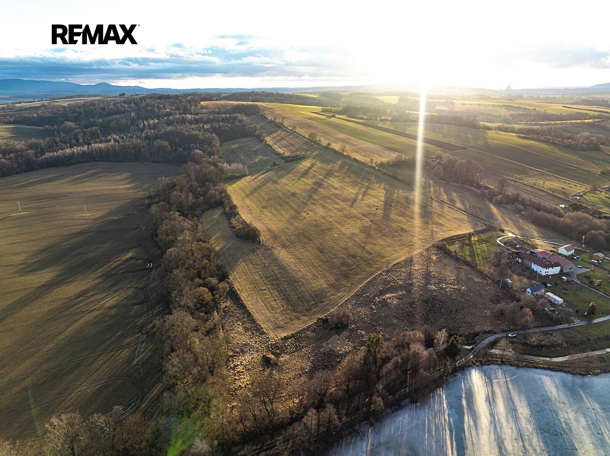 Prodej komerčního pozemku 5000 m² – fotografie 5