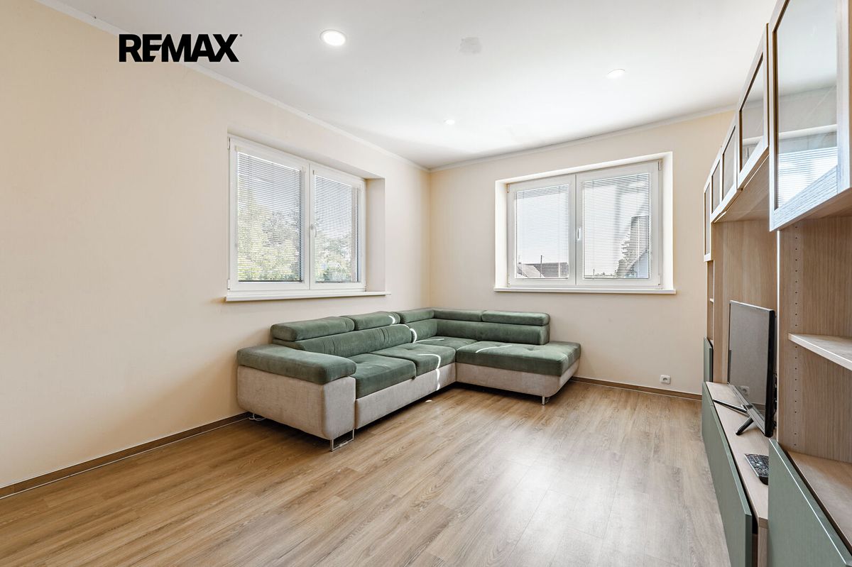 Pronájem rodinného domu 137 m², pozemek 829 m² – fotografie 5