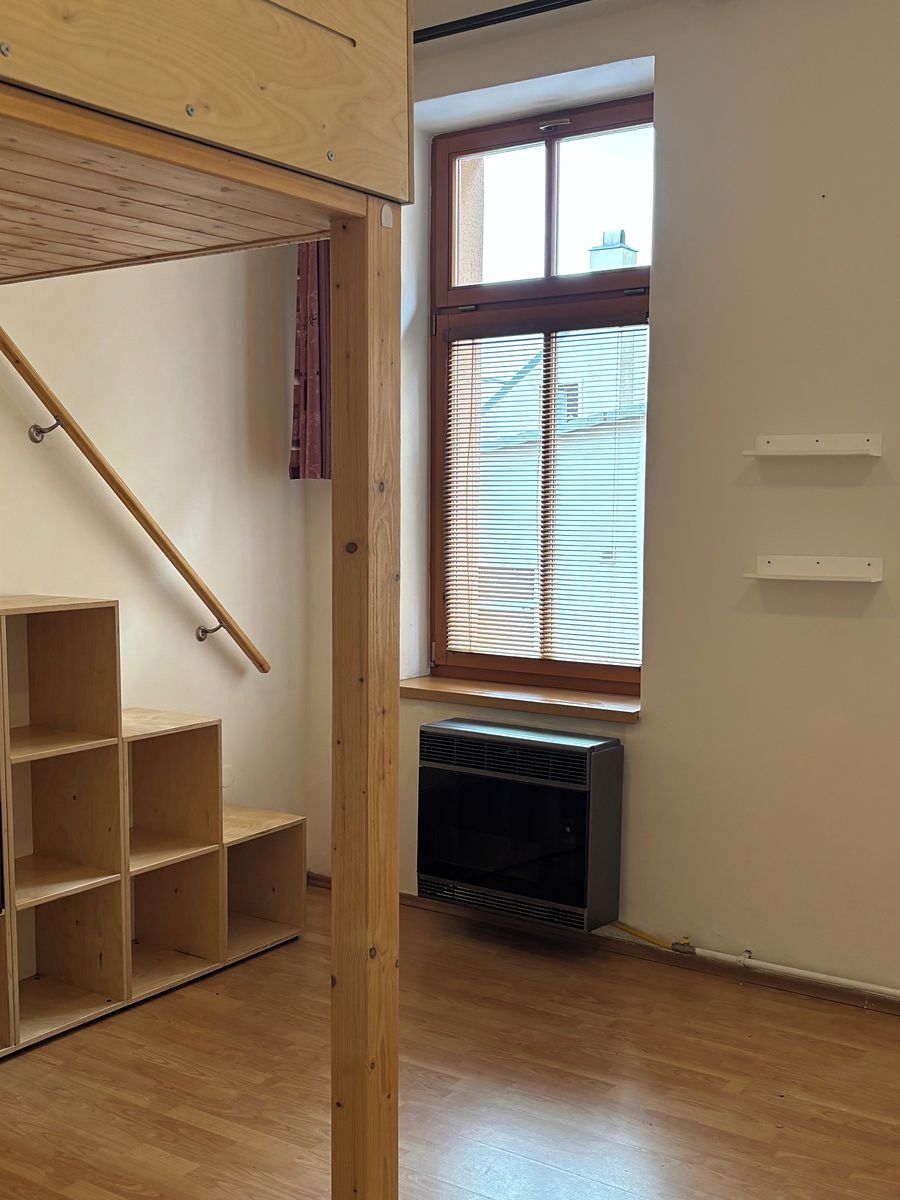 Pronájem bytu 1+kk 30 m²