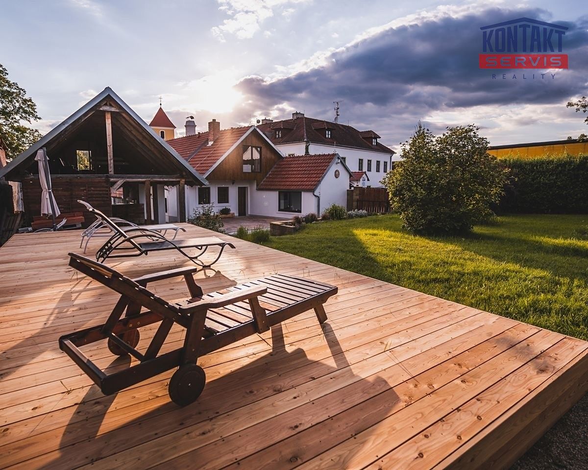 Pronájem chalupy 247 m², pozemek 1065 m²