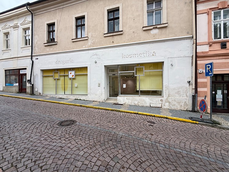 Комерційне приміщення в оренду, 170 м² (15 з 17)
