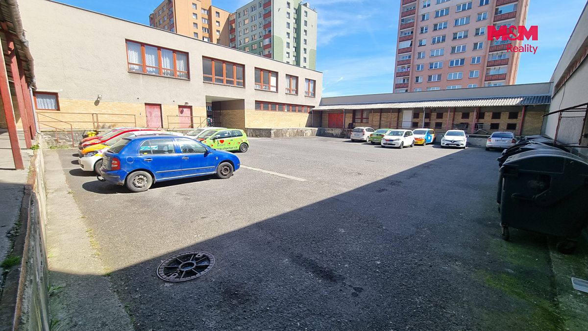 Pronájem obchodního prostoru 739 m² – fotografie 2