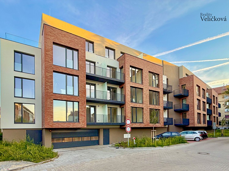 Wohnung 1+kk zum Kauf, 30 m² (1 von 25)