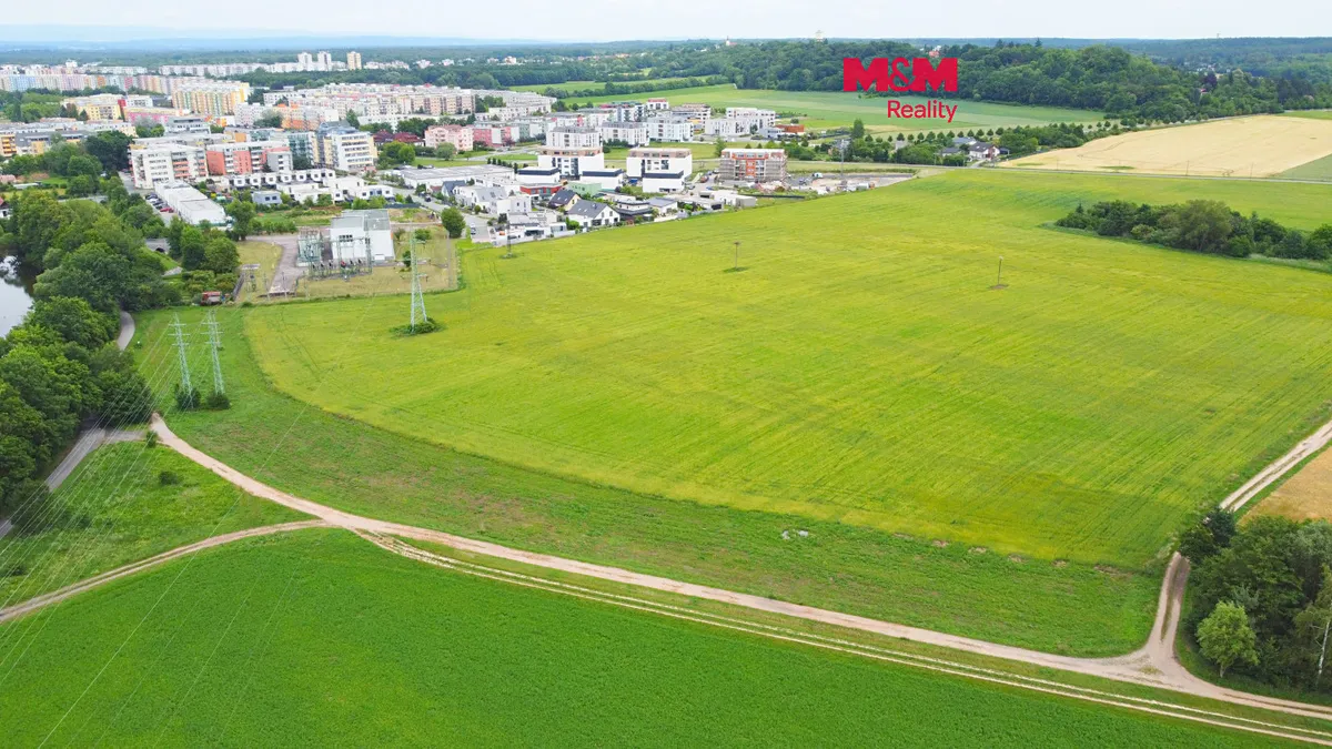 Prodej komerčního pozemku 6364 m²