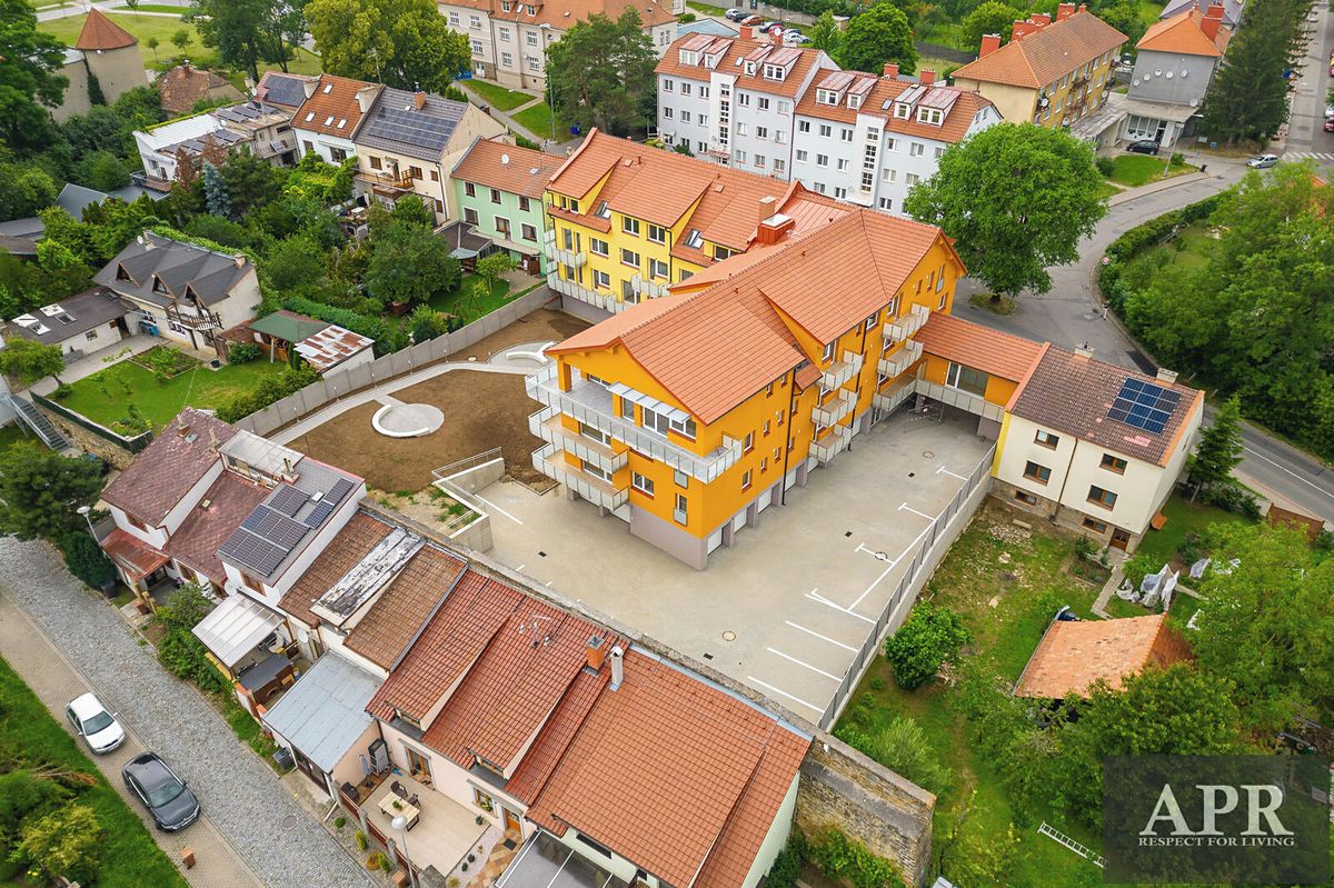 Pronájem bytu 1+kk 43 m² – fotografie 5
