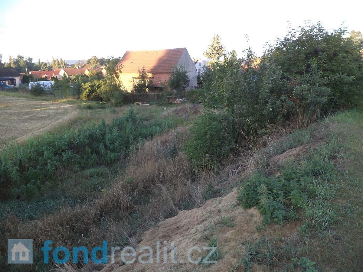 Prodej pozemku 593 m² – fotografie 5