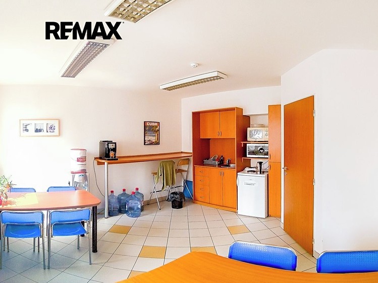 Prodej domu, 374 m² (13 z 23)