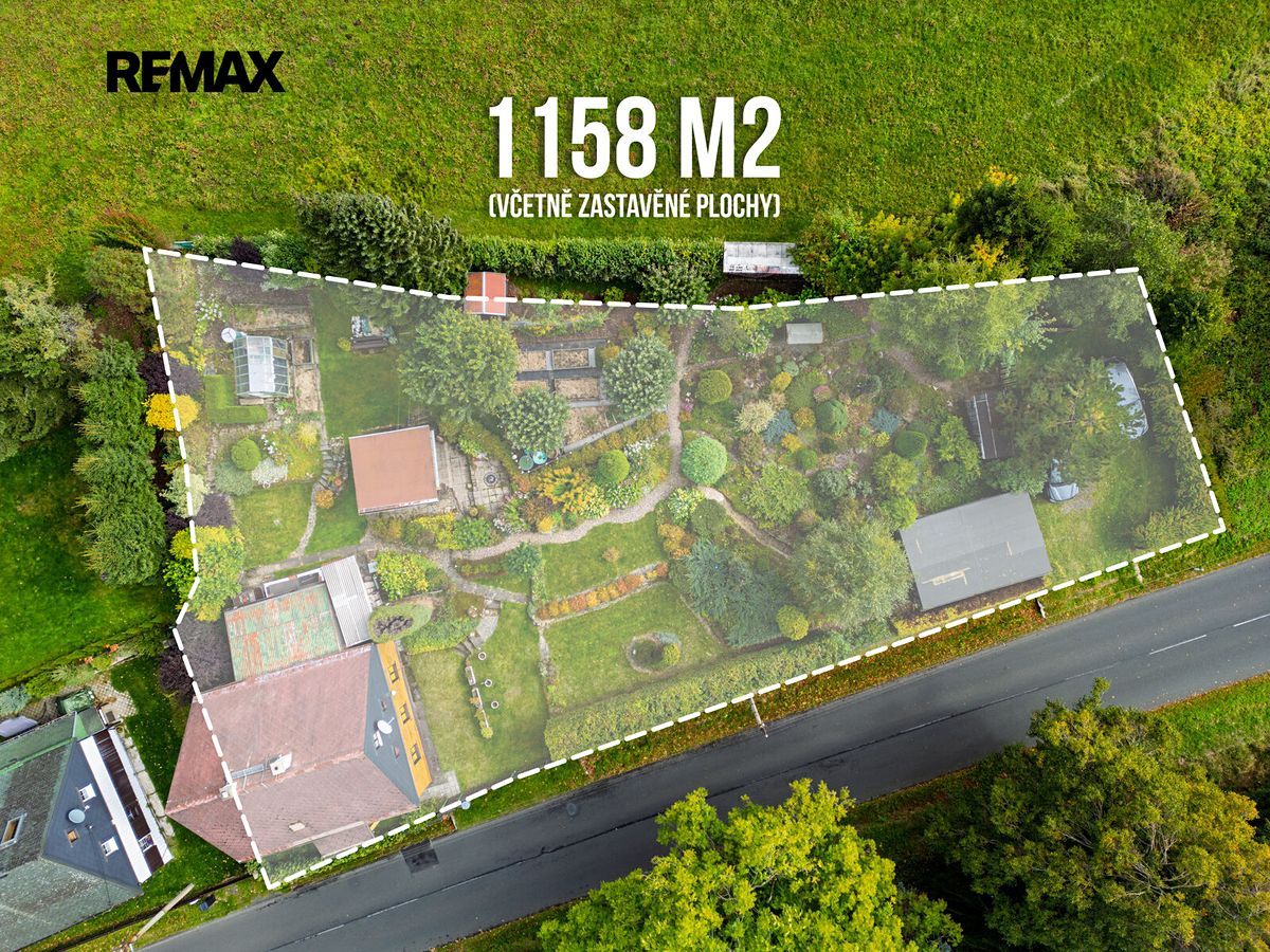 Prodej rodinného domu 190 m², pozemek 1158 m² – fotografie 2