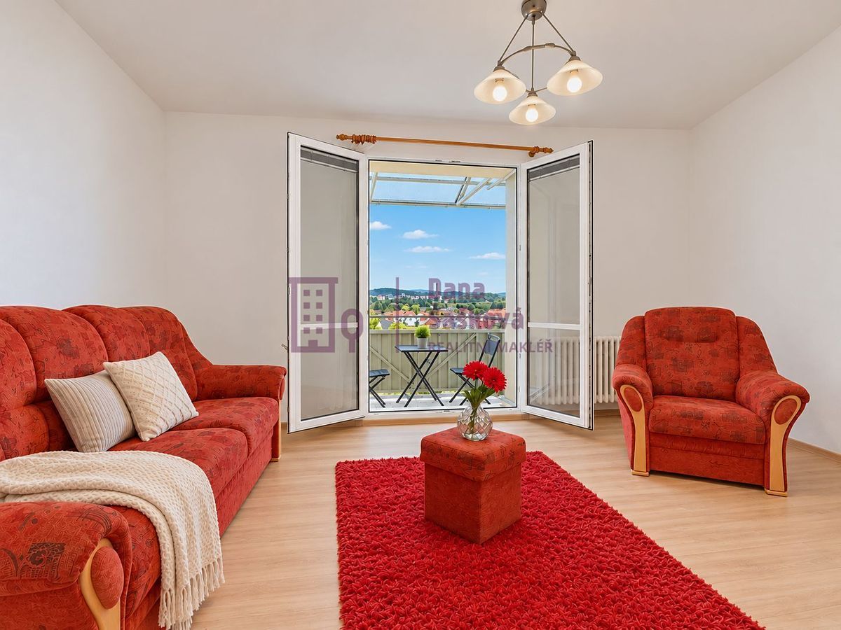 Pronájem bytu 3+1 64 m² – fotografie 2