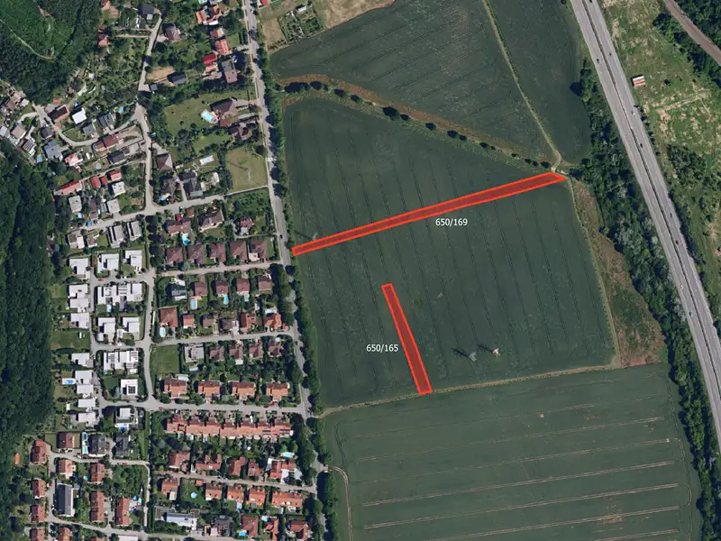 Prodej pole 8352 m², Česká – náhled fotky 1