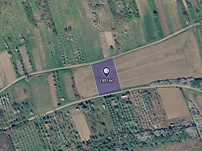 Prodej pole 1951 m²