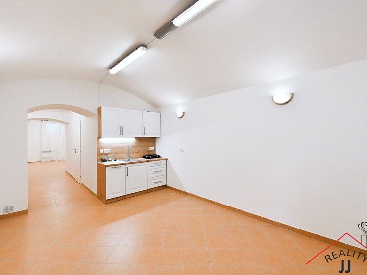 Prodej bytu 2+kk, 44 m² (6 z 9)