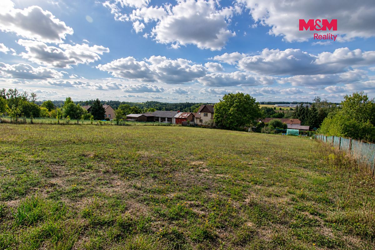 Prodej stavebního pozemku 2810 m² – fotografie 2