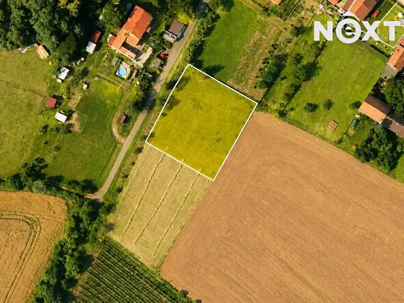 Prodej stavebního pozemku 1914 m², Milostín – náhled fotky 2