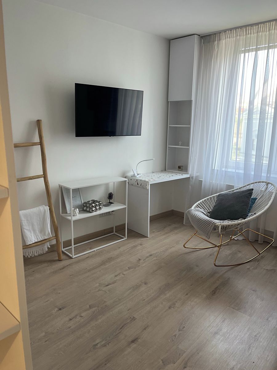 Pronájem bytu 1+1 42 m² – fotografie 3