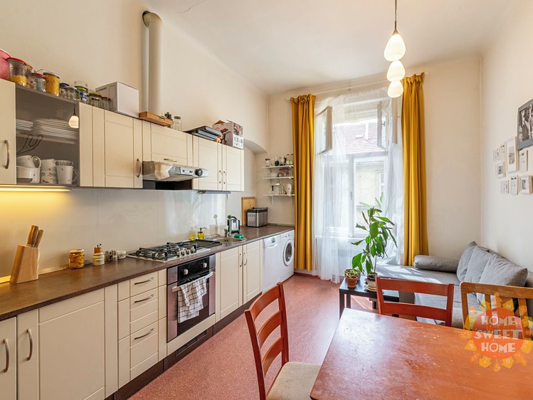 Pronájem bytu 2+1, 75 m² (3 z 12)