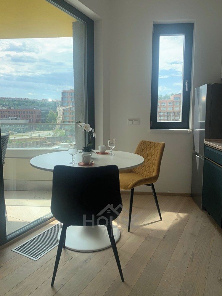 Pronájem bytu 2+kk 63 m² – fotografie 4