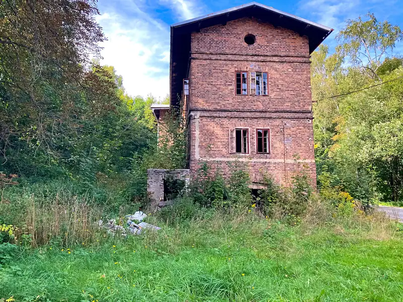Prodej rodinného domu 800 m², pozemek 1058 m², Žacléř – náhled fotky 2