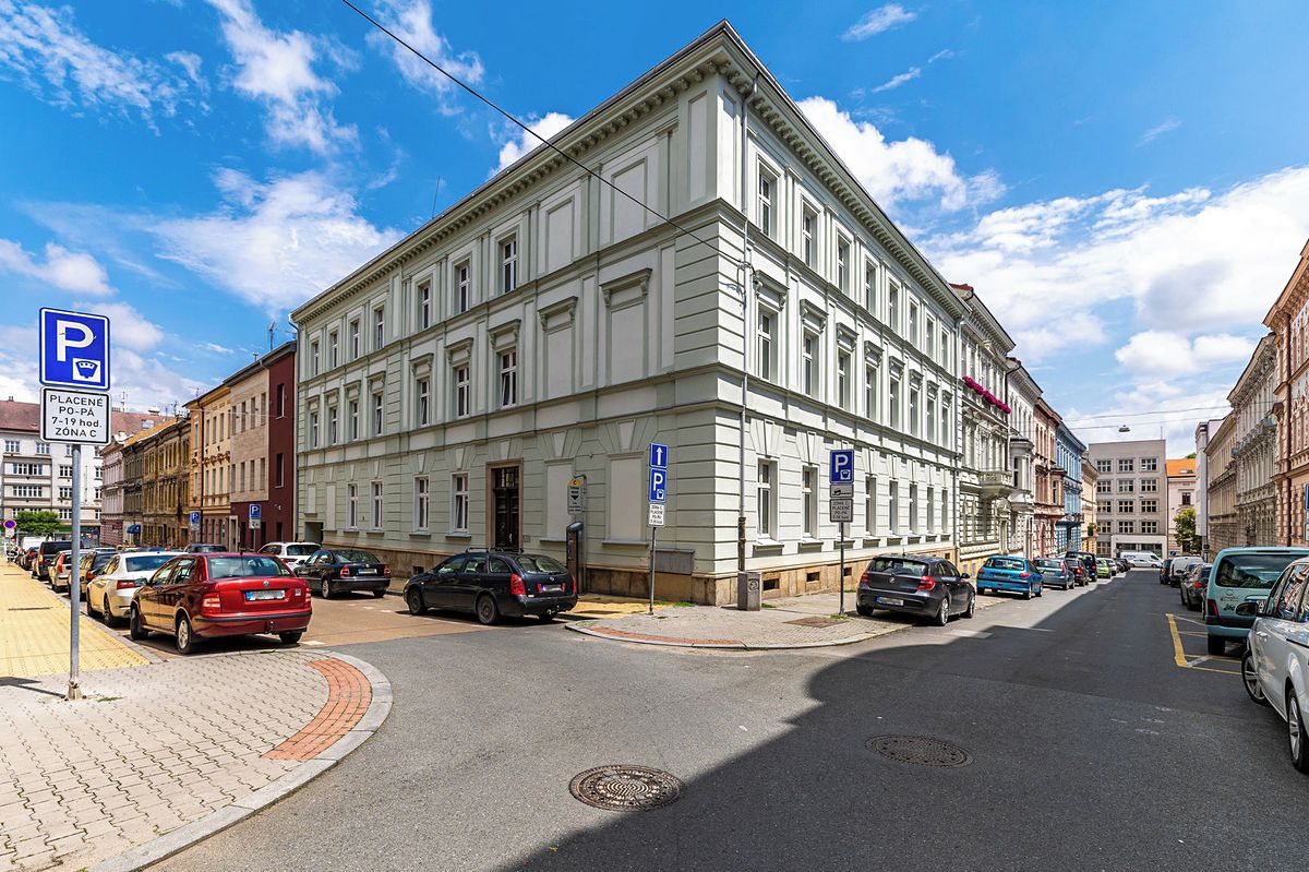 Pronájem bytu 2+kk 45 m²