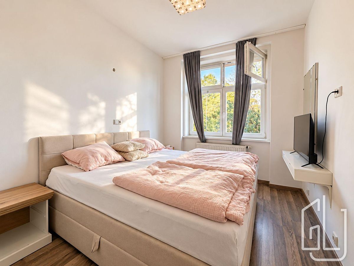Pronájem bytu 2+kk 50 m² – fotografie 4